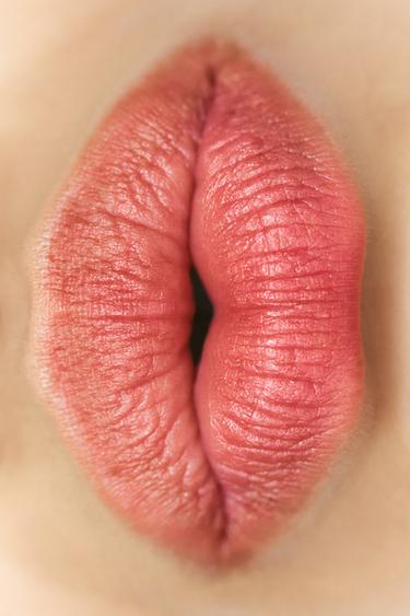 TINTE LABIOS Y MEJILLAS - CHERRY de Zara