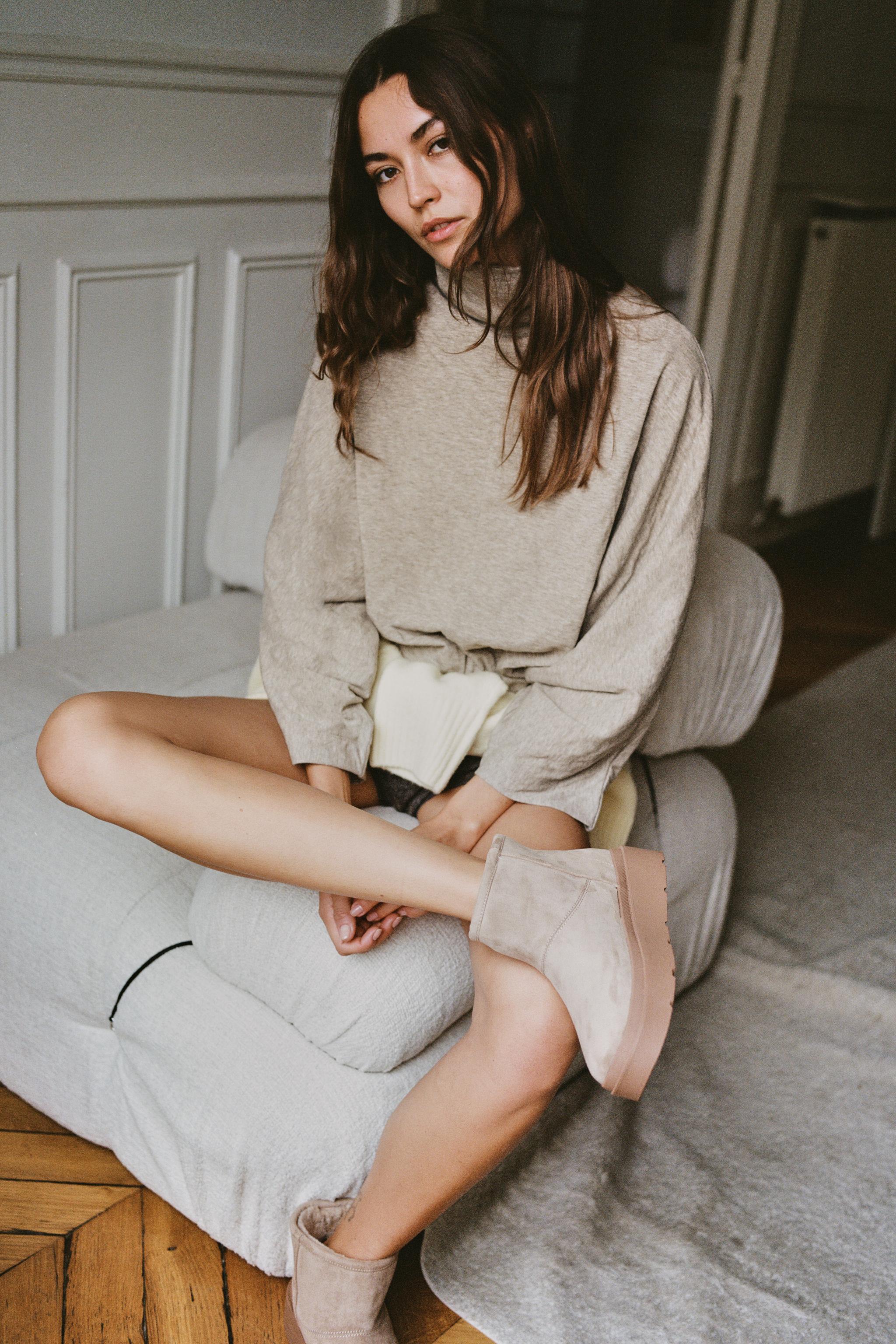 FAUX SHEARLING LINED ANKLE BOOTS