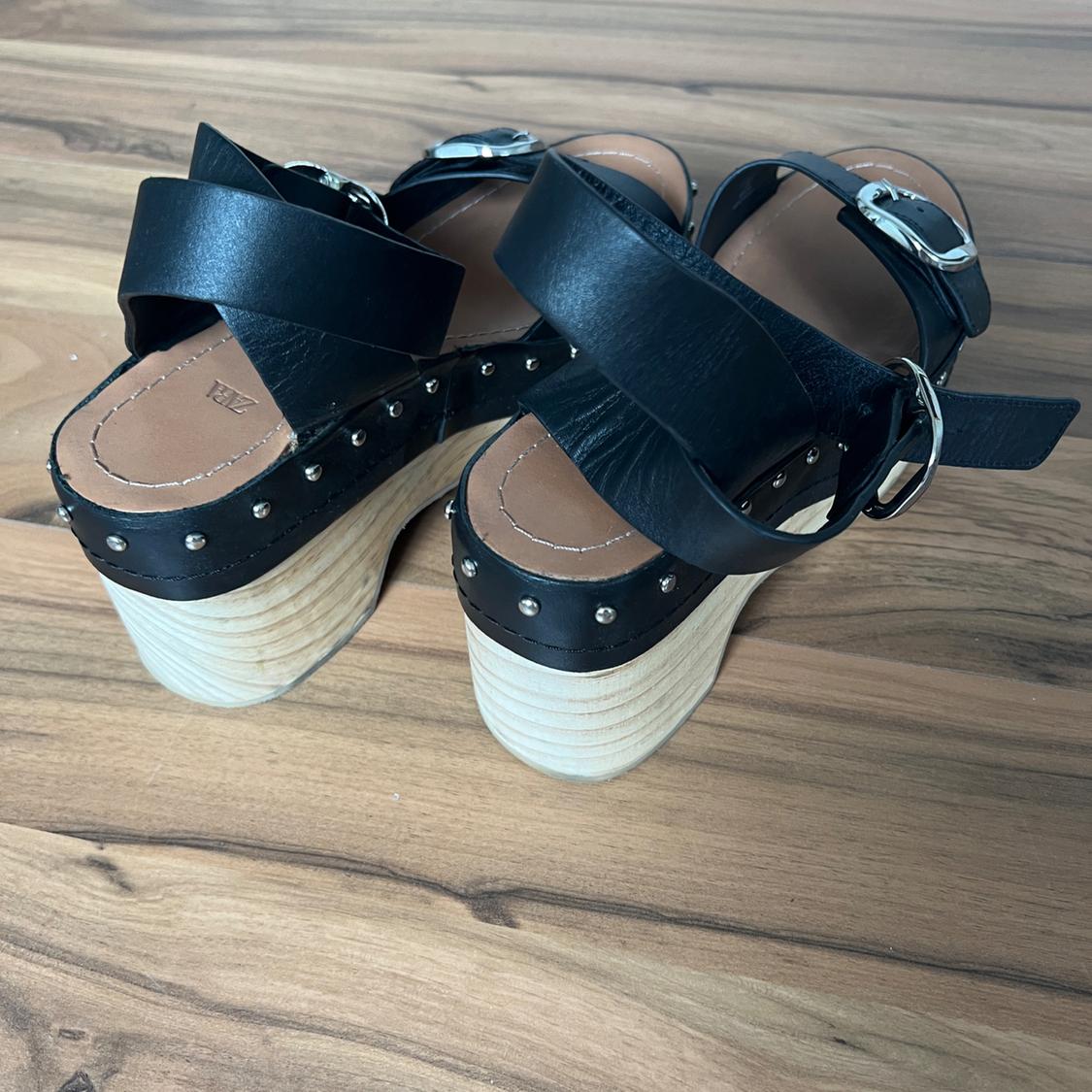 LEATHER SANDALS - LIMITED EDITION - Image 2
