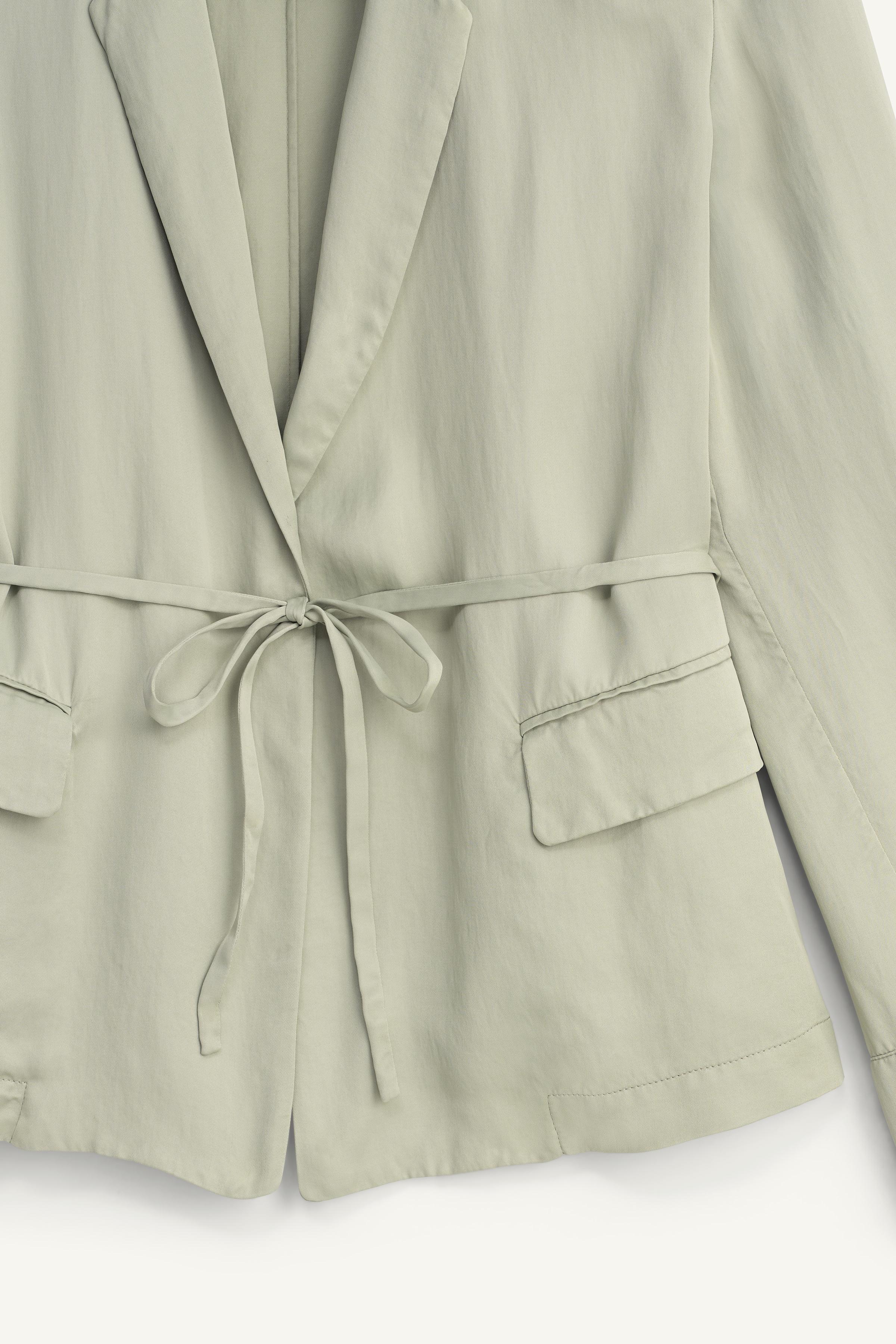 LIMITED EDITION FLOWY POCKET BLAZER