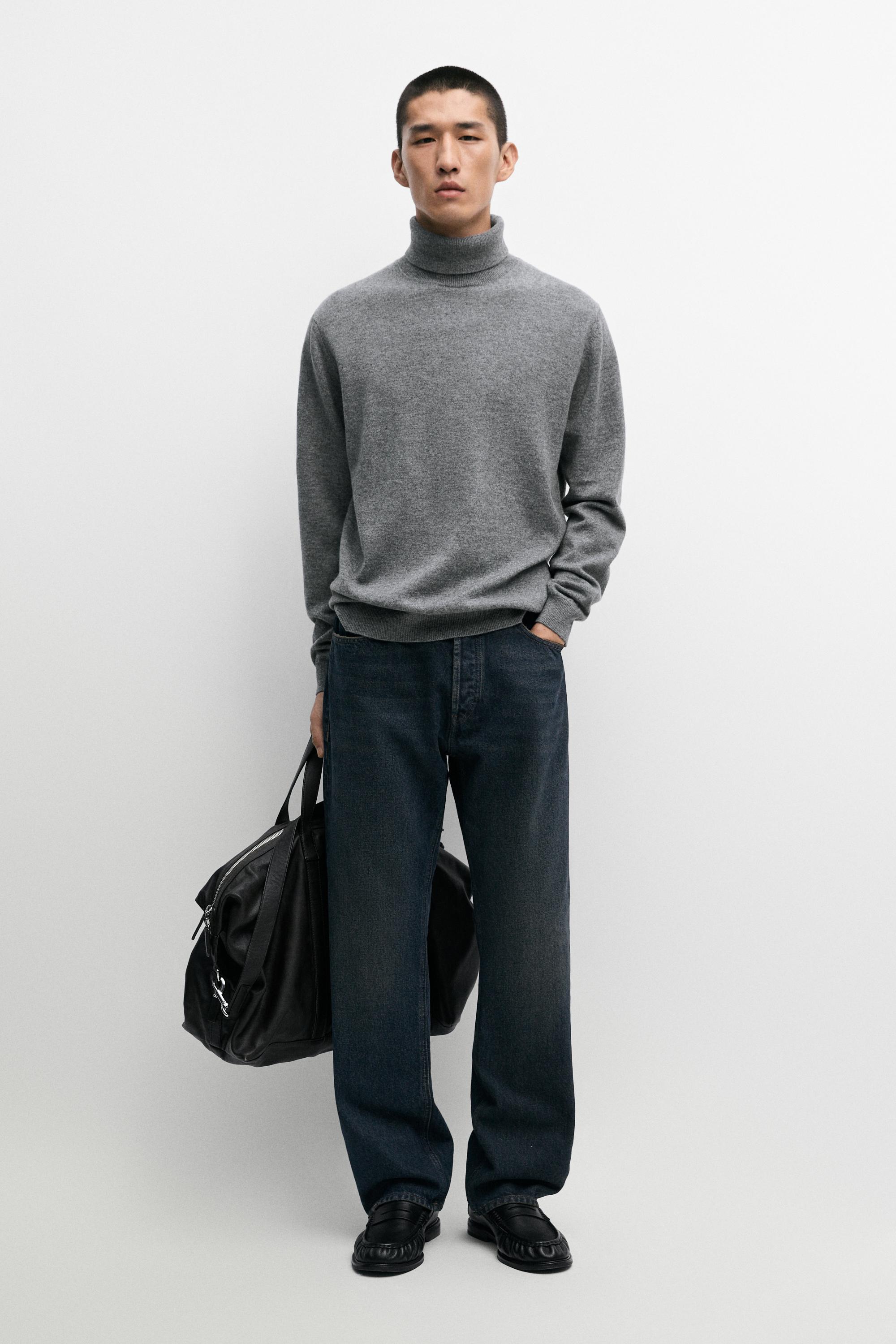 100% wool knit turtleneck sweater