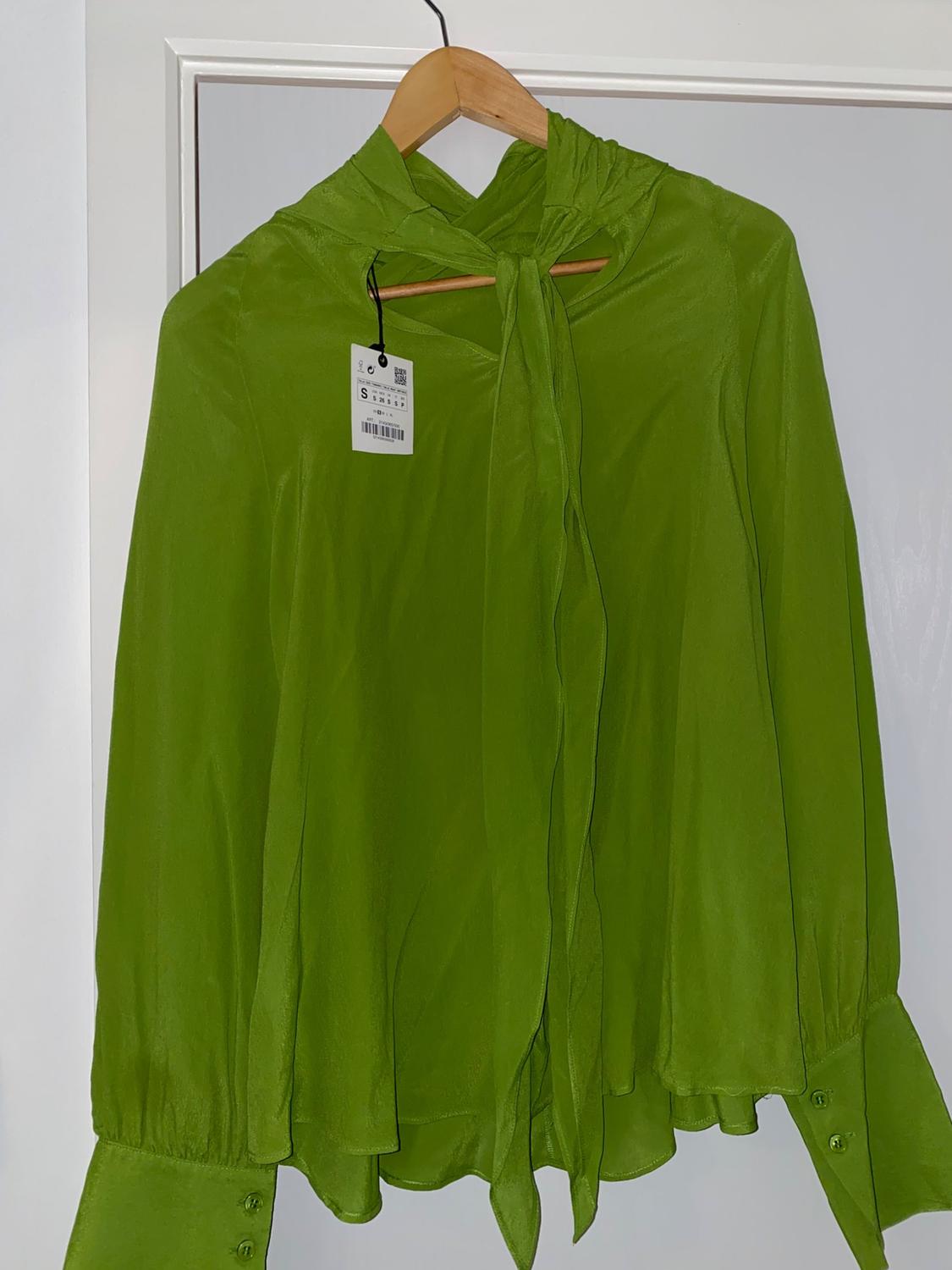FLOWING BLOUSE WITH BOW - Image 3