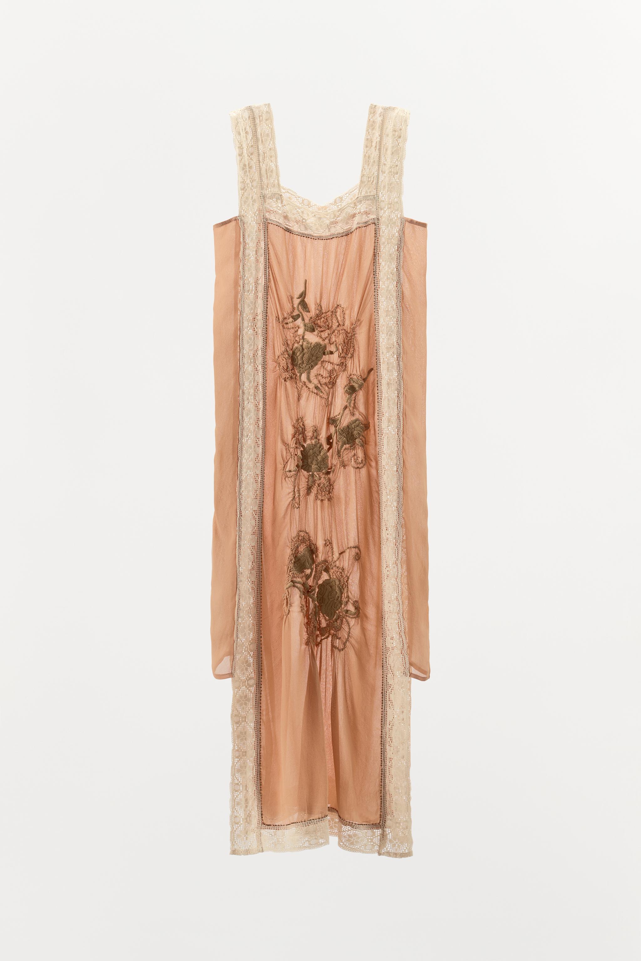 ☆ドイツ発*ZARA*新作*コントラスト刺繍レースワンピ/PEACH☆ 刺繍レース構造ワンピース - ピーチ | ZARA Japan / 日本