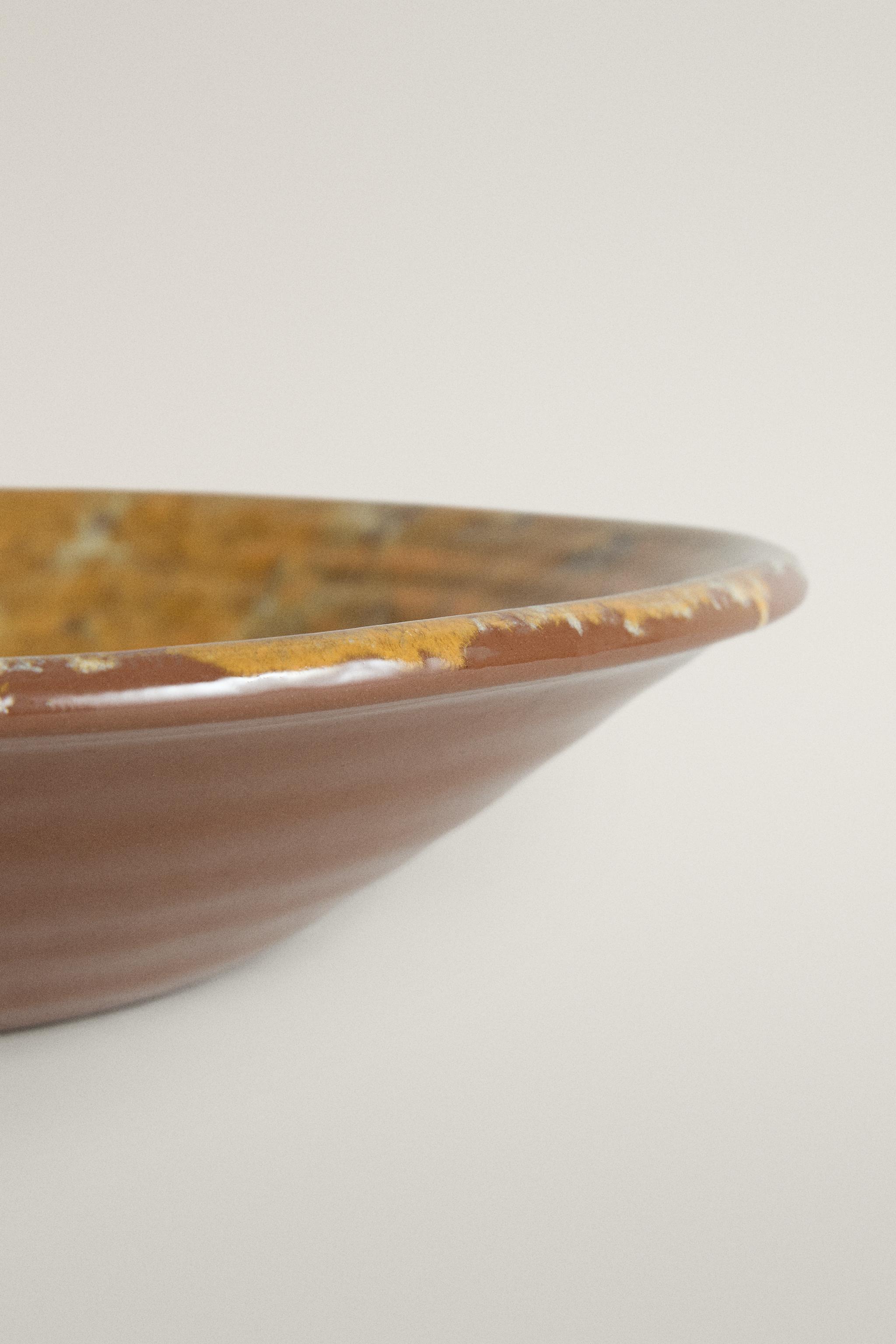 LARGE TERRACOTTA SERVING DISH - Mustard | ZARA United States