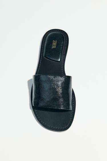 CRACKLED LEATHER STRAP - Black by Zara
