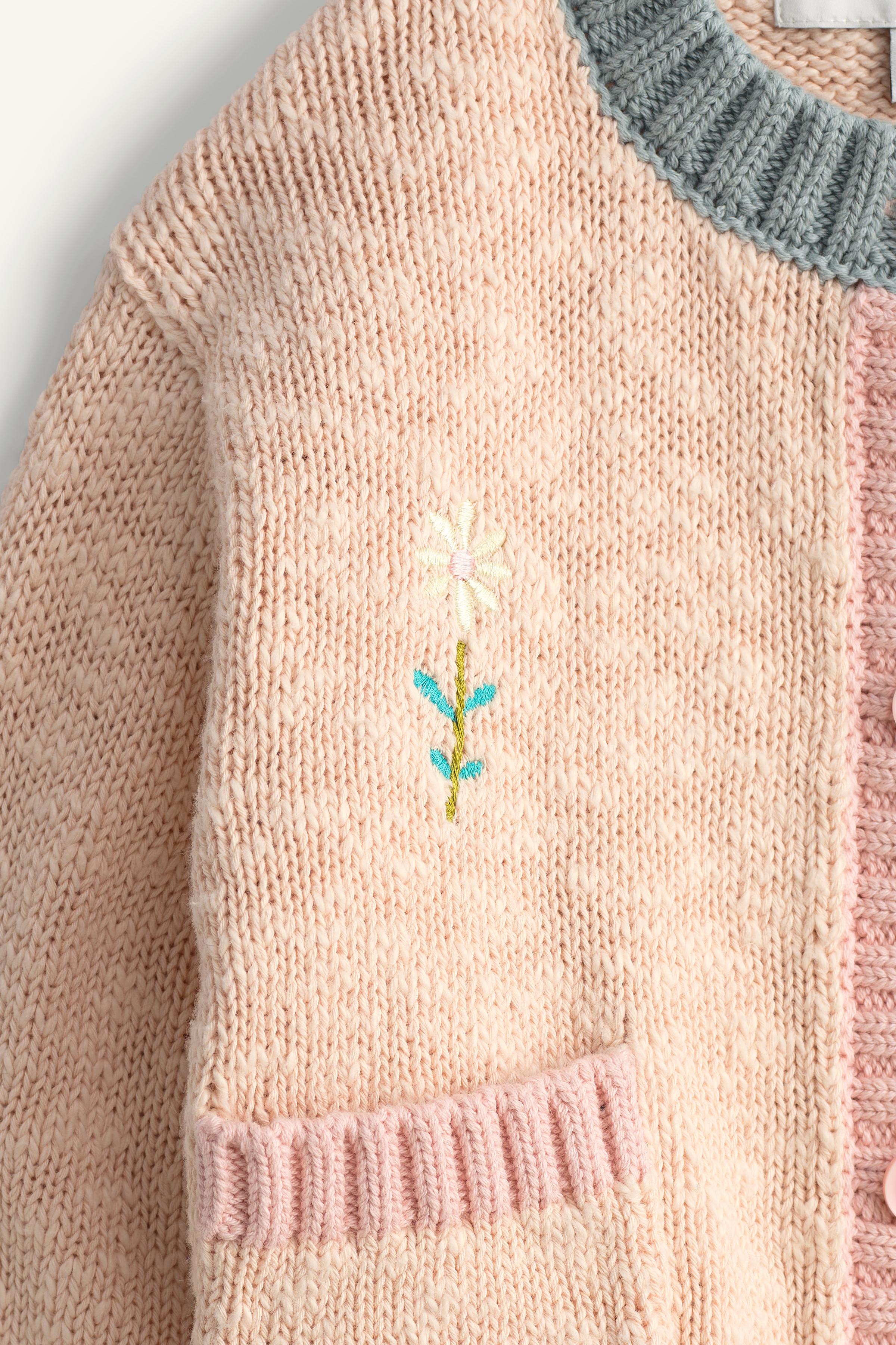 GILET EN MAILLE COLOR BLOCK FLEUR BRODÉE ÉDITION LIMITÉE