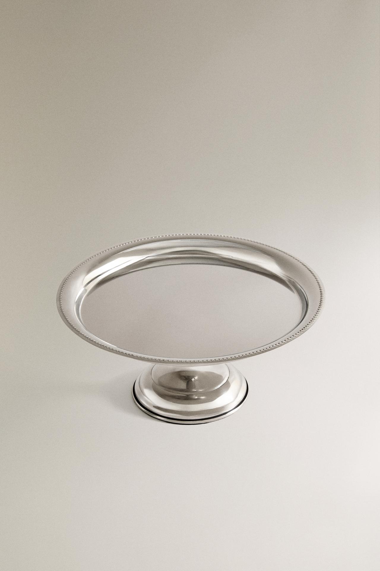 STEEL CAKE STAND — Steel