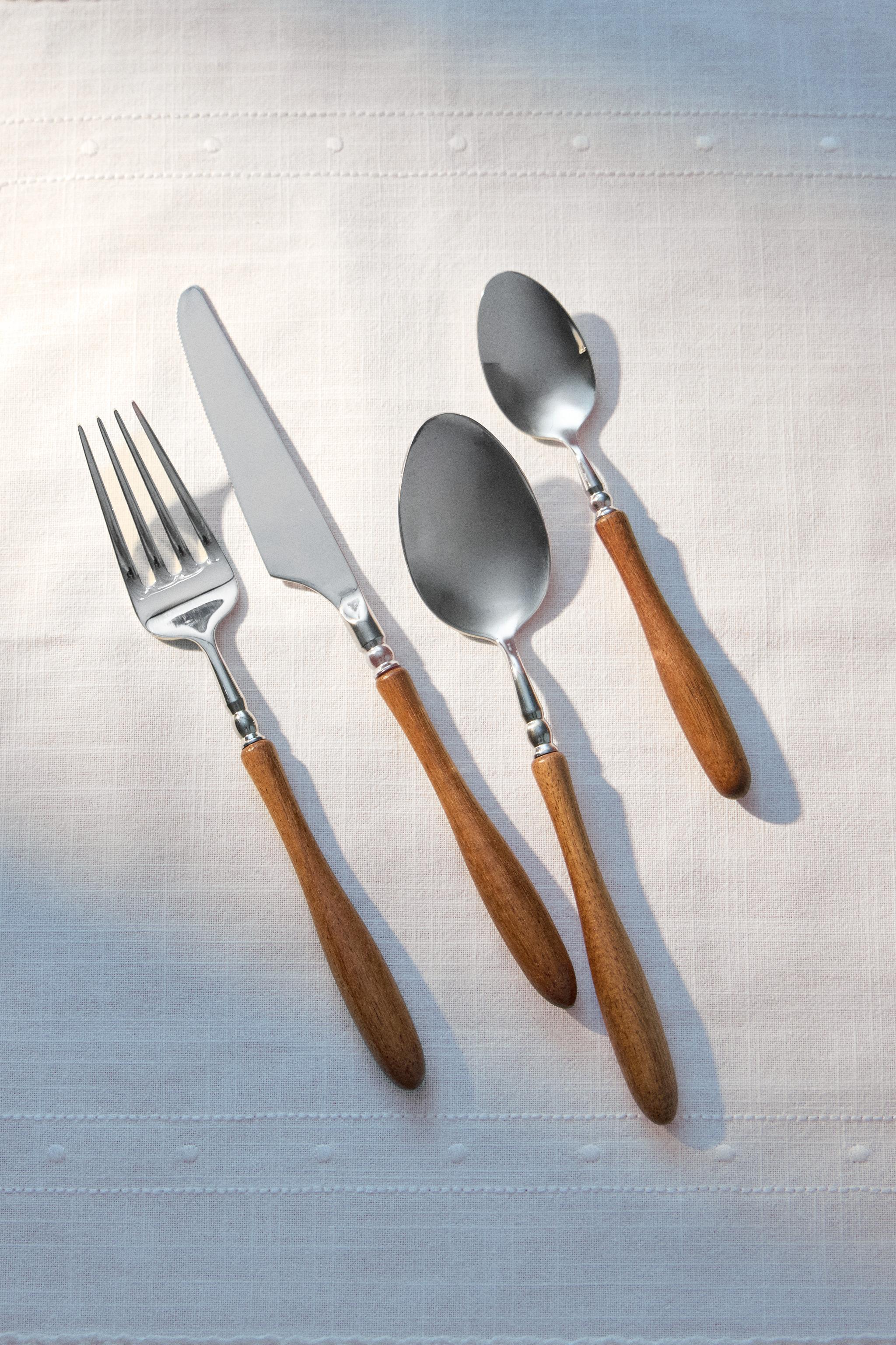 Zara ACACIA WOOD HANDLE FLATWARE SET (SET OF 4) — фото 5