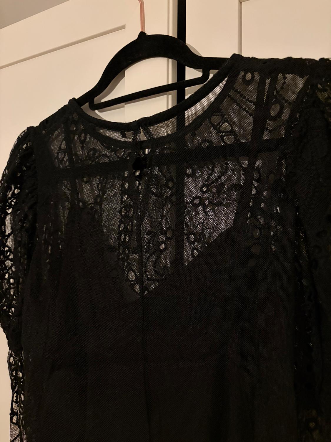 EMBROIDERED TOP WITH PUFF SLEEVES - Image 5