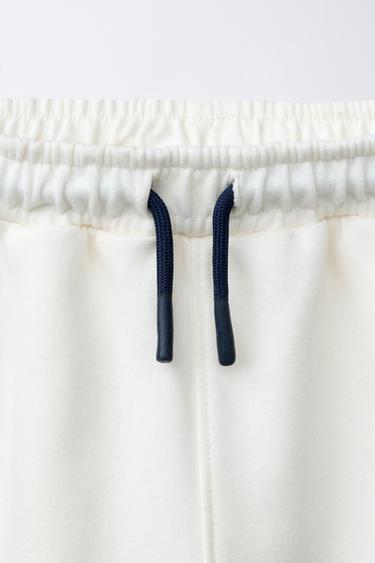 SHORT IMPRIMÉ PSG ® - Écru de Zara - Image 2