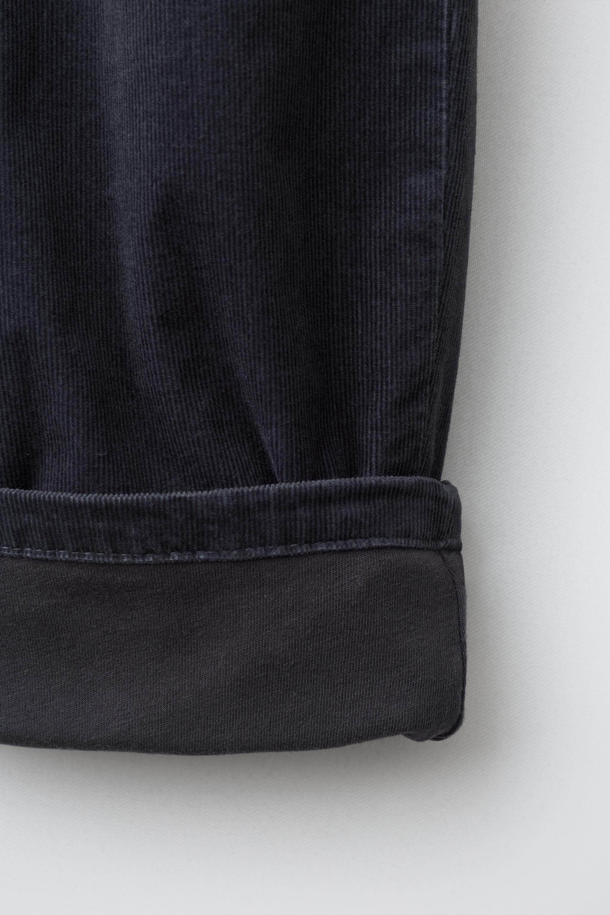PANTALON BAGGY EN VELOURS CÔTELÉ FIN