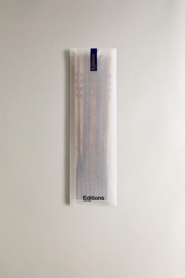 PACK OF BIRCH WOOD CHOPSTICKS (PACK OF 8) - Bluish by Zara - Image 4