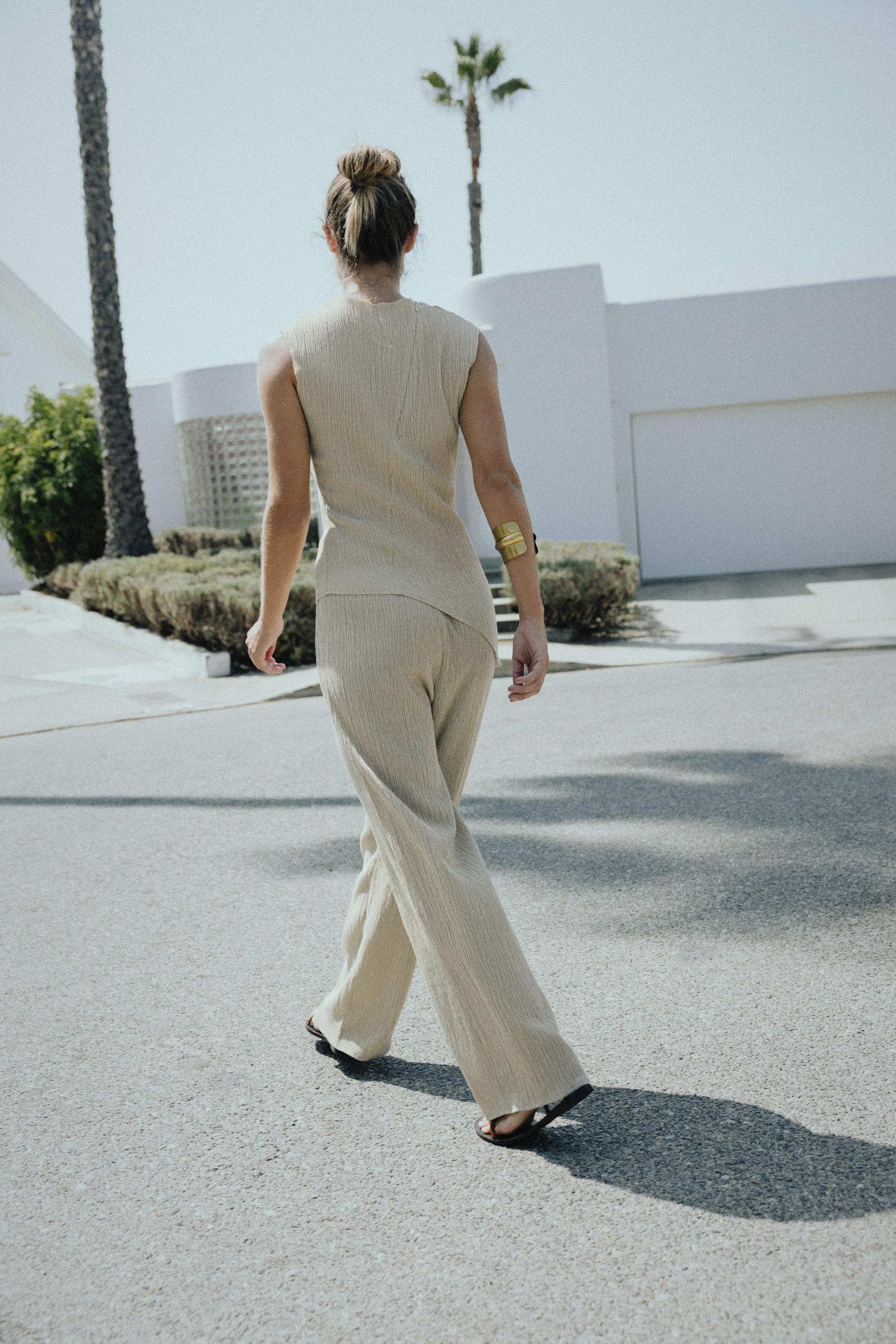 ぎぃ*size90 ASYMMETRIC TEXTURED TOP - Sea green | ZARA Canada