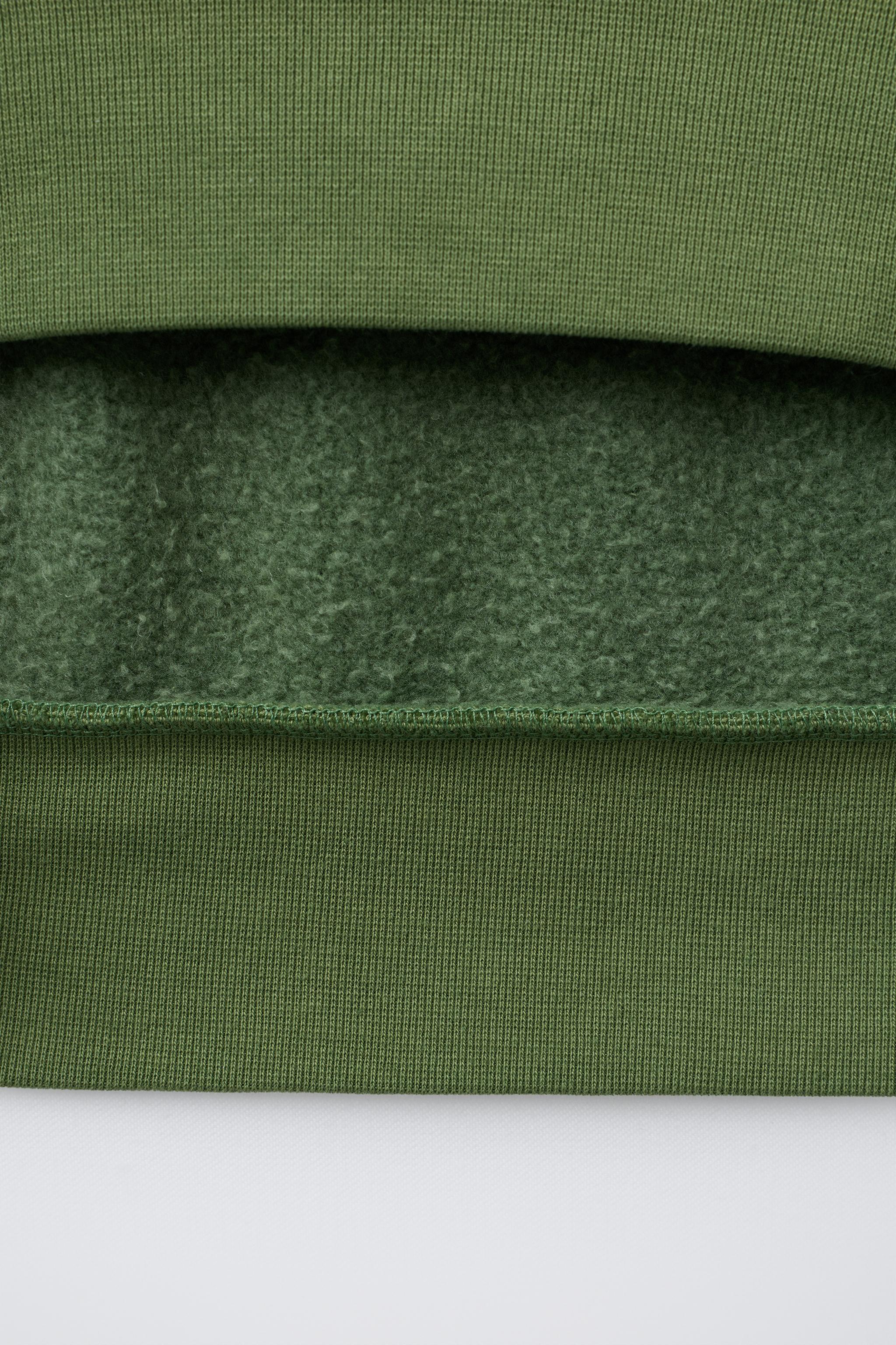 GARMENT DYE SWEATSHIRT AND JOGGER PANTS SET