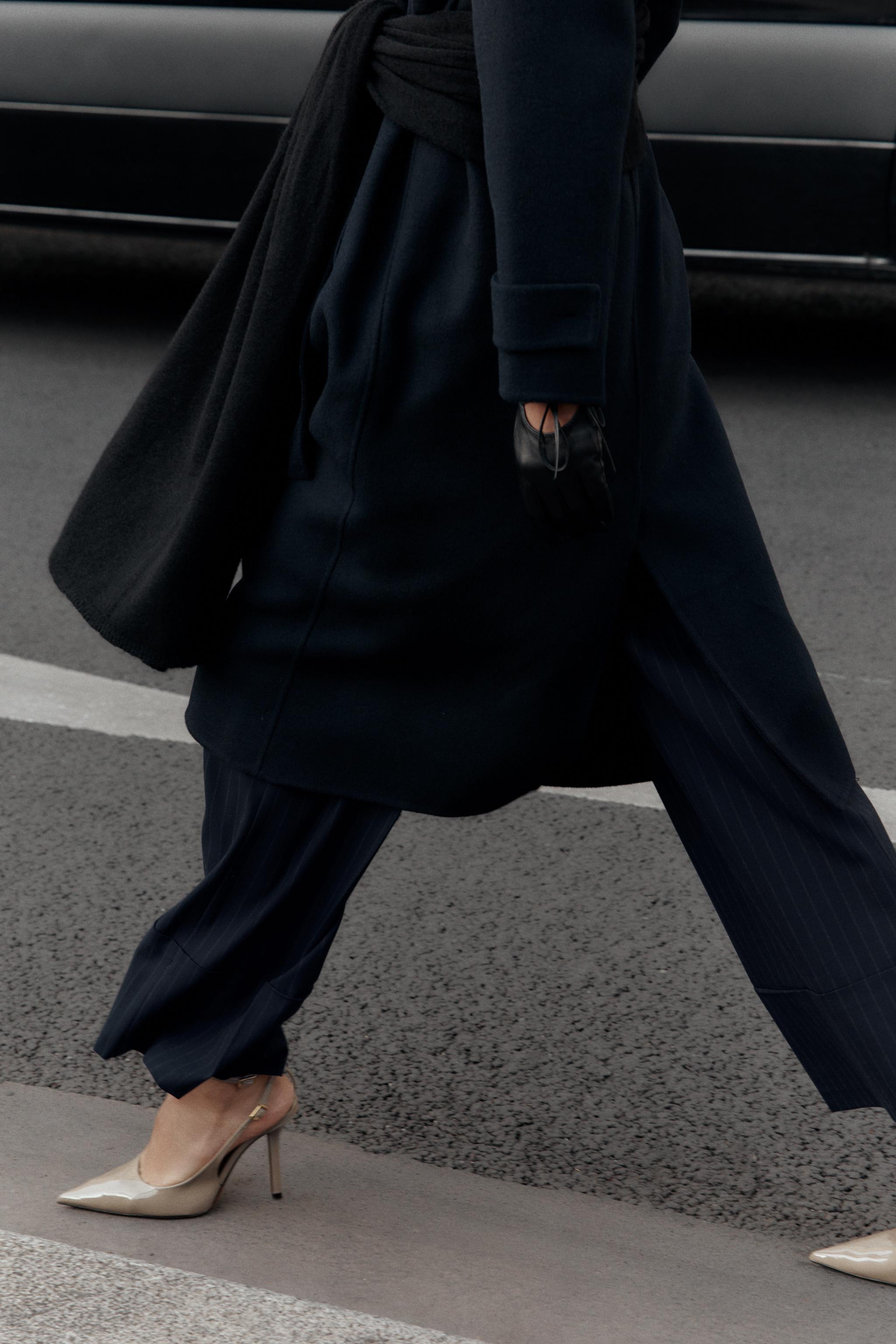 PATENT FINISH SLINGBACK HEELS