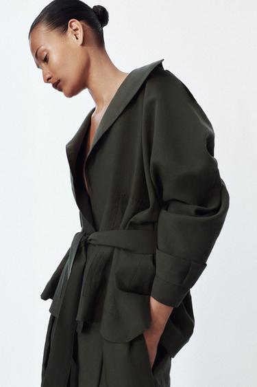 TRENCH CORTO FLUIDO ZW COLLECTION - Khaki de Zara