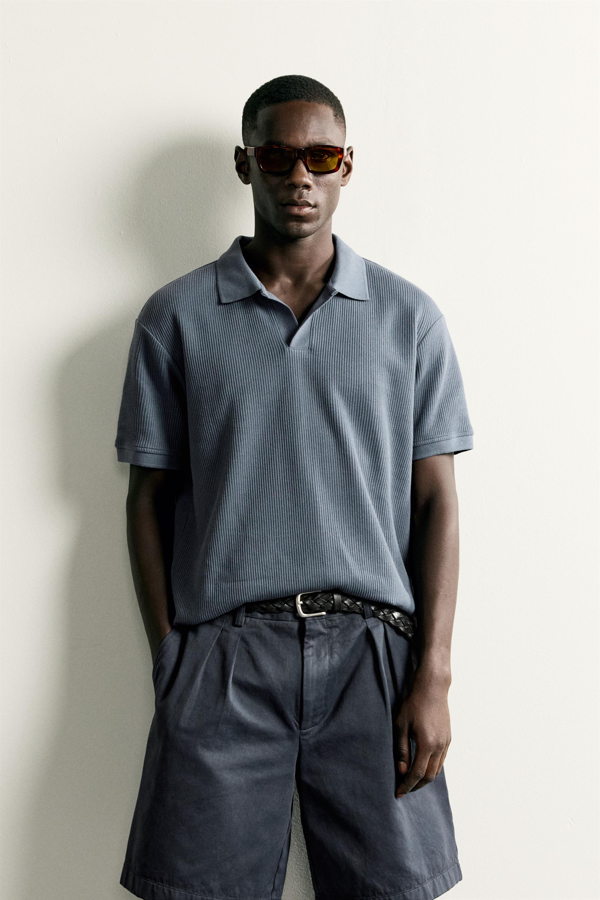 VERTICAL TEXTURED POLO — Blue gray
