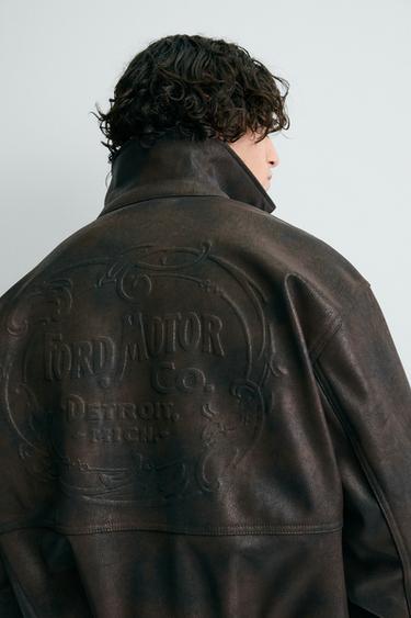 BLOUSON BOMBER EN MATIÈRE SYNTHÉTIQUE GRAVÉ FORD © - Marron de Zara - Image 5