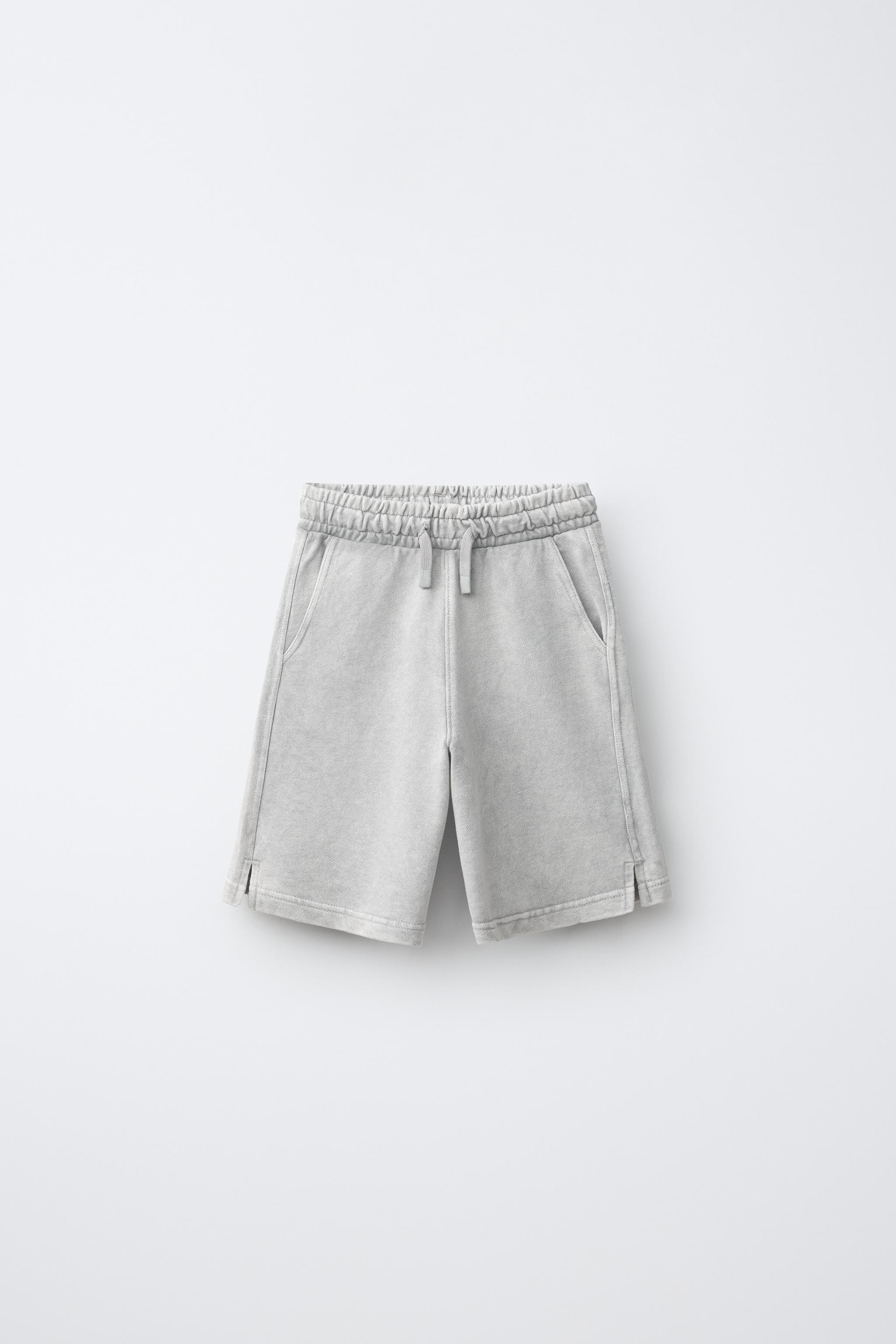 FADE OUT FLEECE BERMUDA SHORTS — Light gray