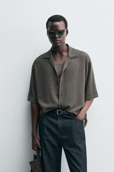 CAMISA RELAXED FIT ESTRUCTURA - Khaki oscuro de Zara