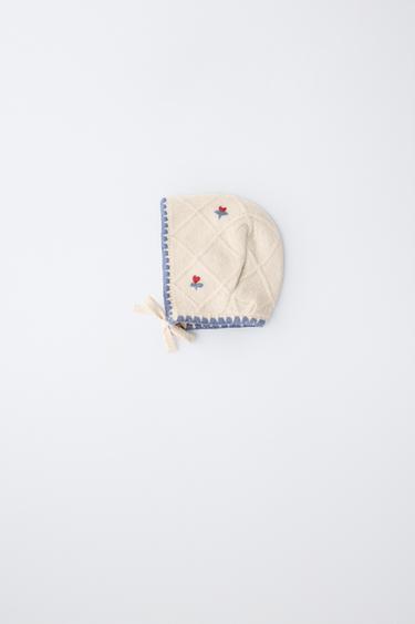 EMBROIDERED FLOWER KNIT BONNET - Light beige by Zara