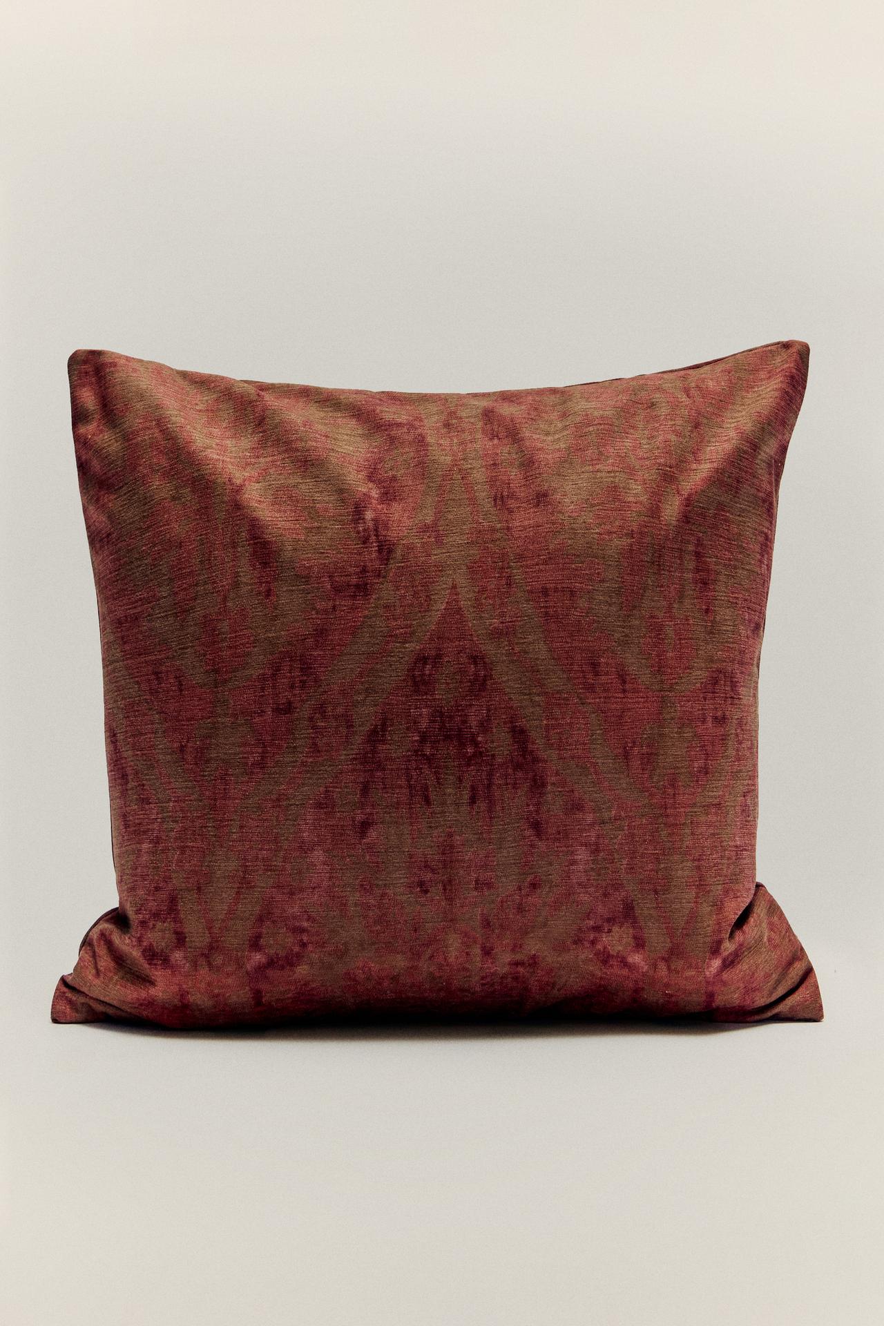 PRINTED VELVET THROW PILLOW COVER — Pink