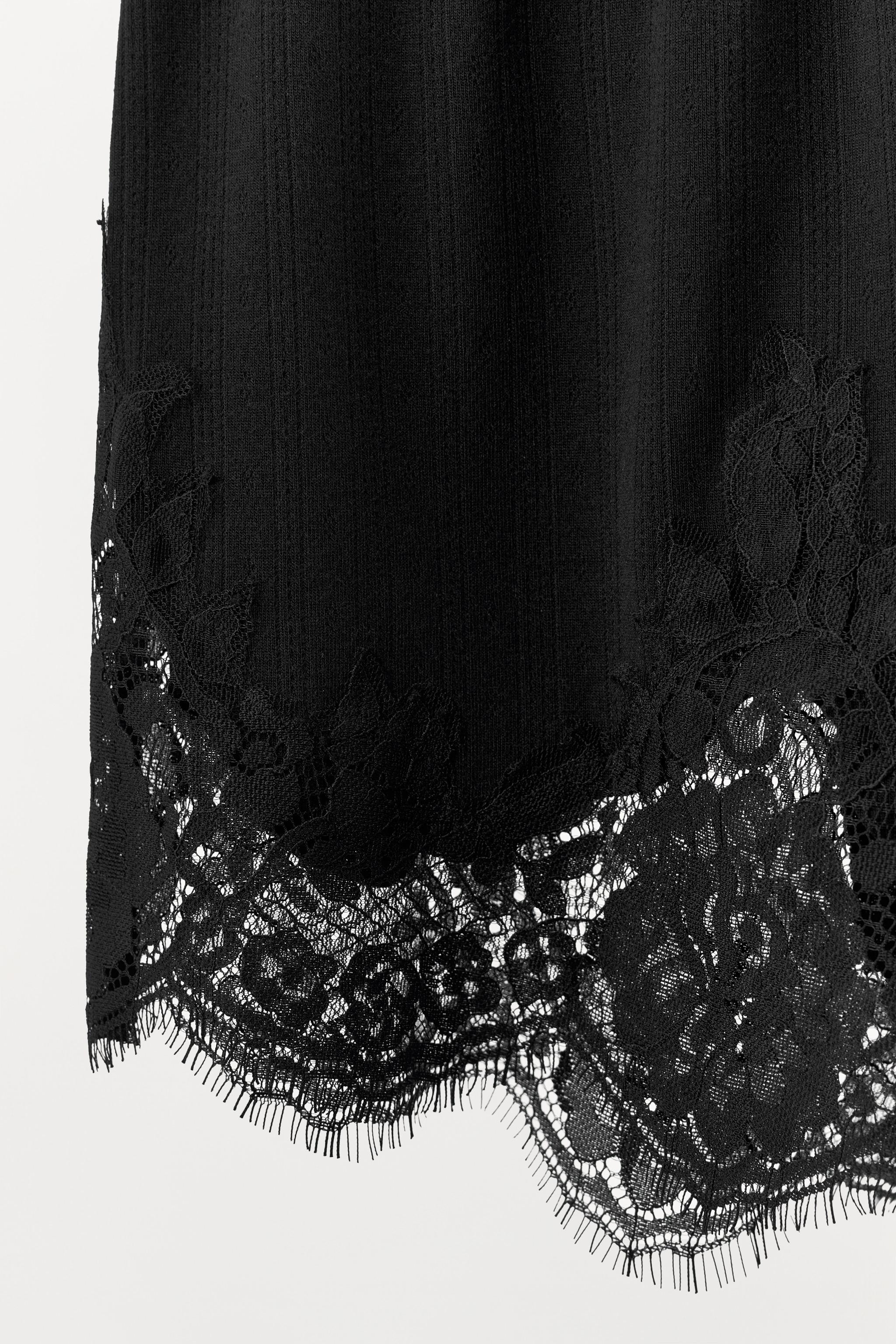 POINTELLE LACE SHORTS