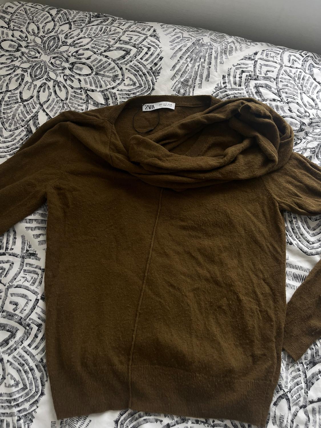 PLAIN KNIT SCARF SWEATER - Image 3