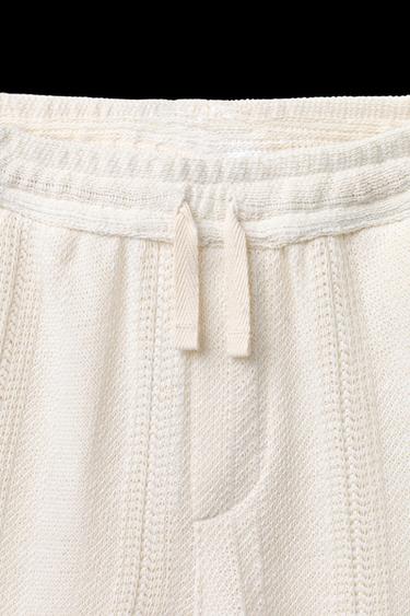 Zara TEXTURED STRAIGHT SHORTS - Beige