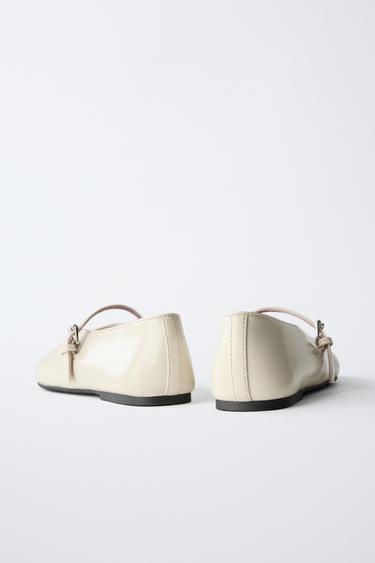 BALLERINES VERNIES - Blanc écru de Zara - Image 4