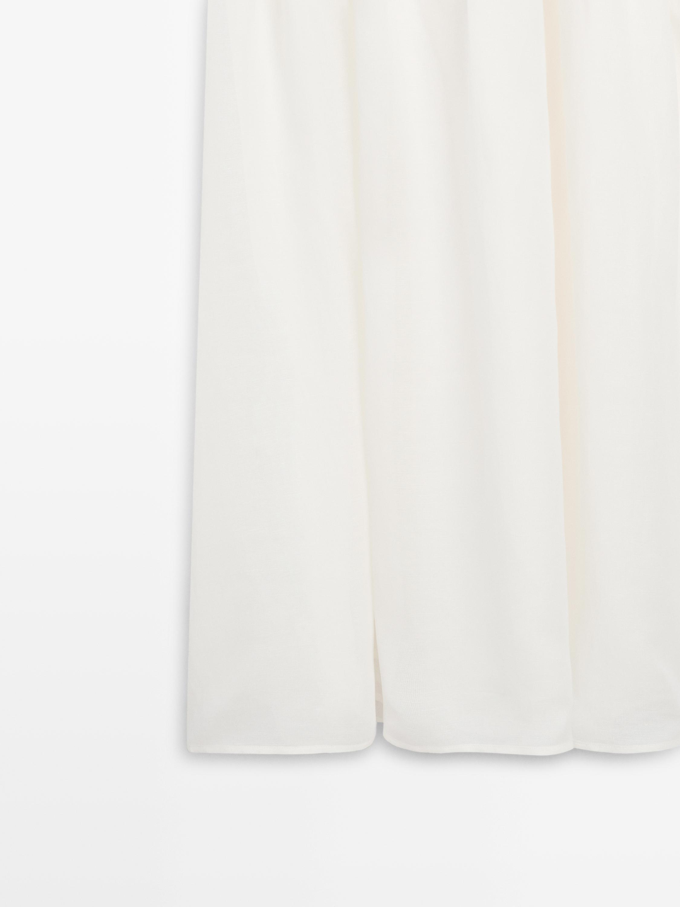 Robe longue combinée en lin