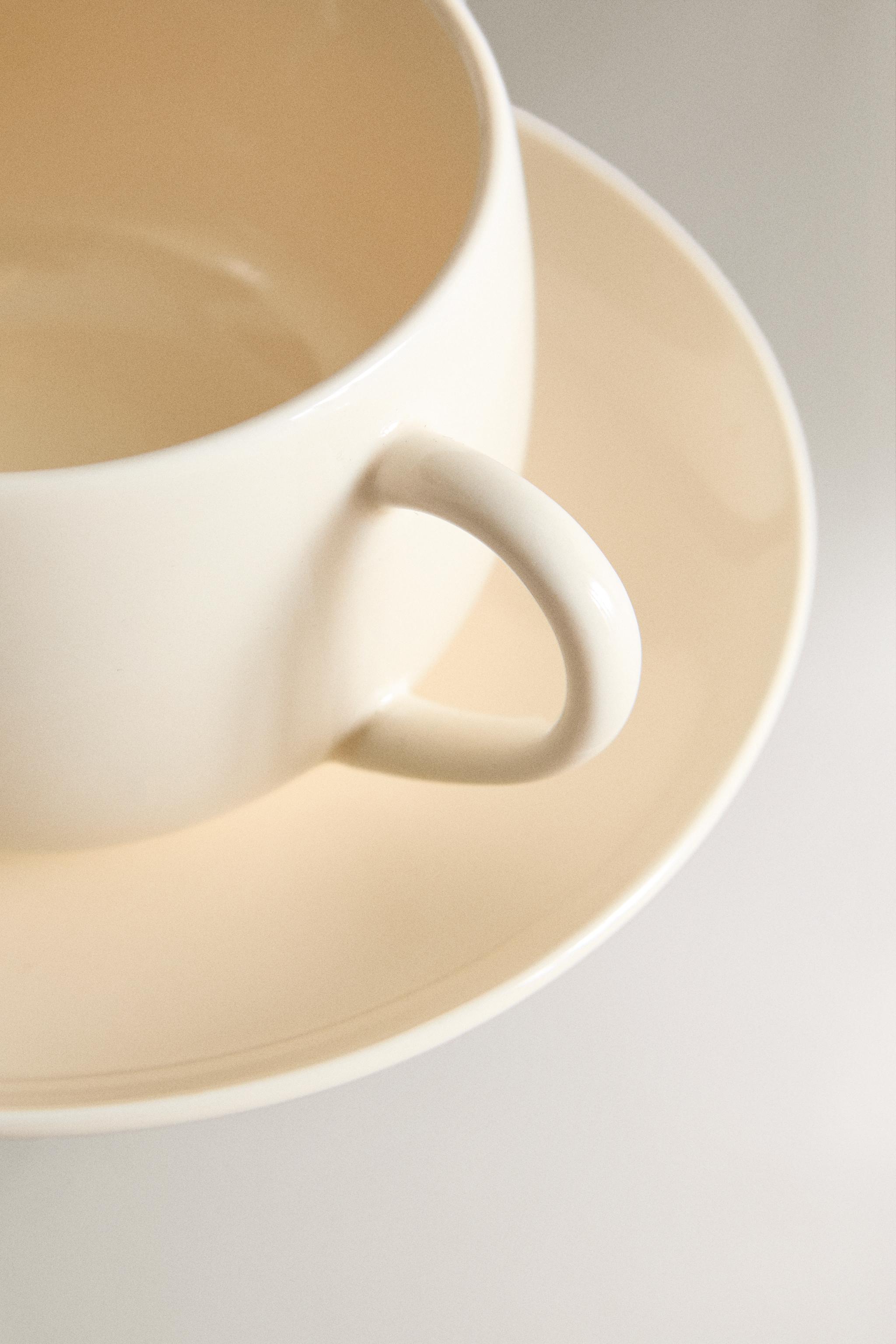 PLAIN STONEWARE TEACUP
