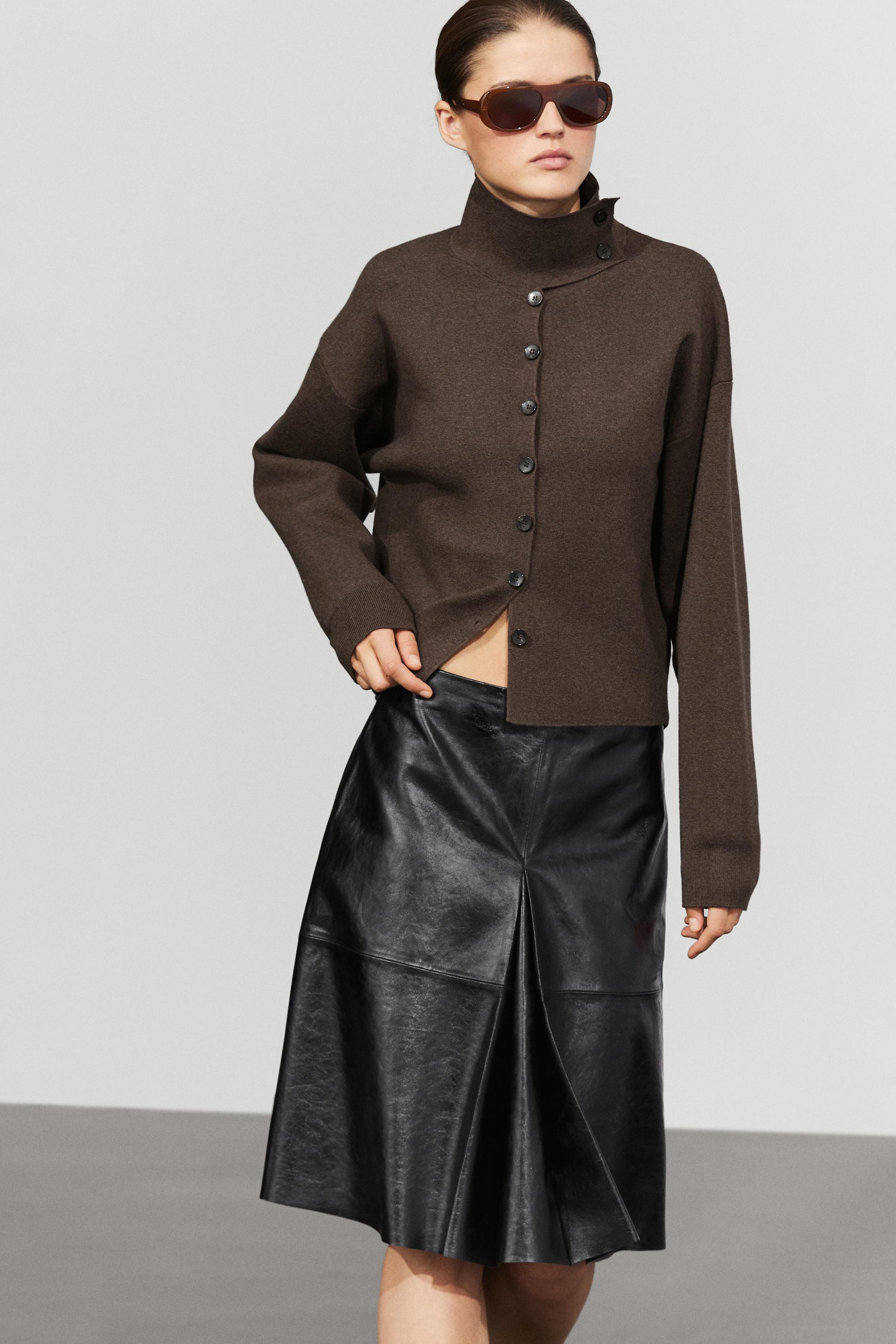 Jupe courte en cuir nappa