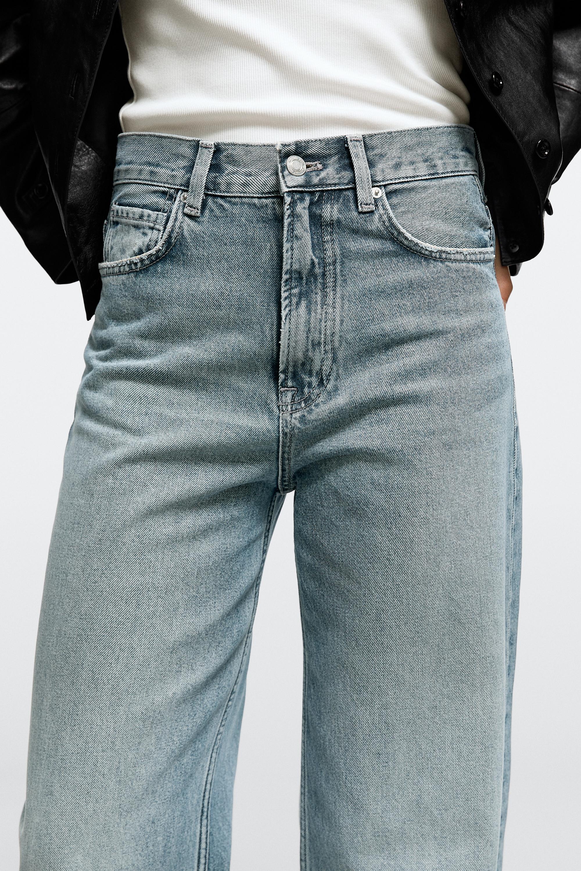 High-waist wide-leg jeans