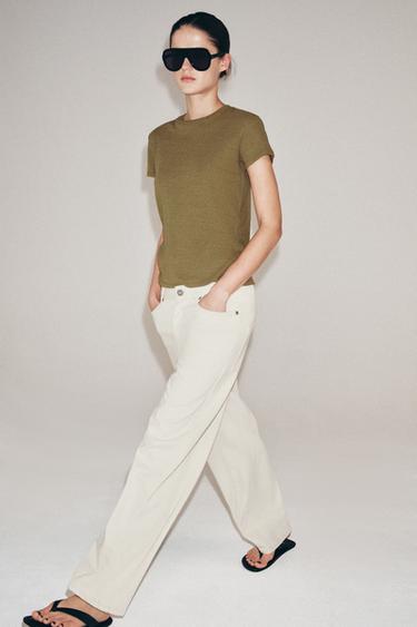تيشرت كتاني بأكمام قصيرة - زيتوني داكن الخاص بـ Zara