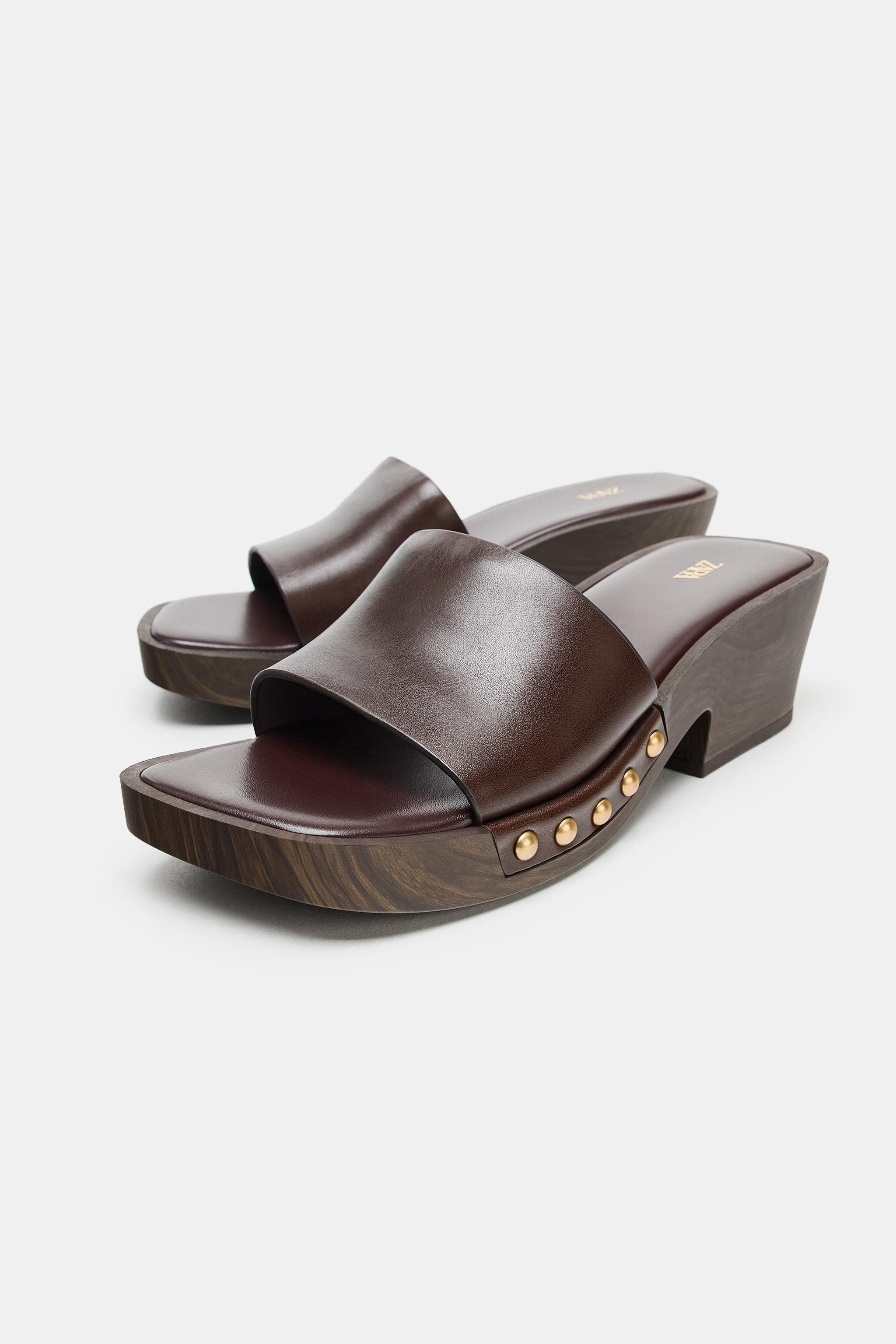 STUDDED LEATHER SANDALS