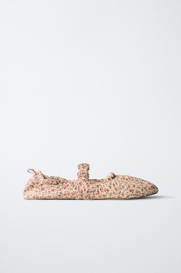 FLORAL SLIPPERS - Pink by Zara
