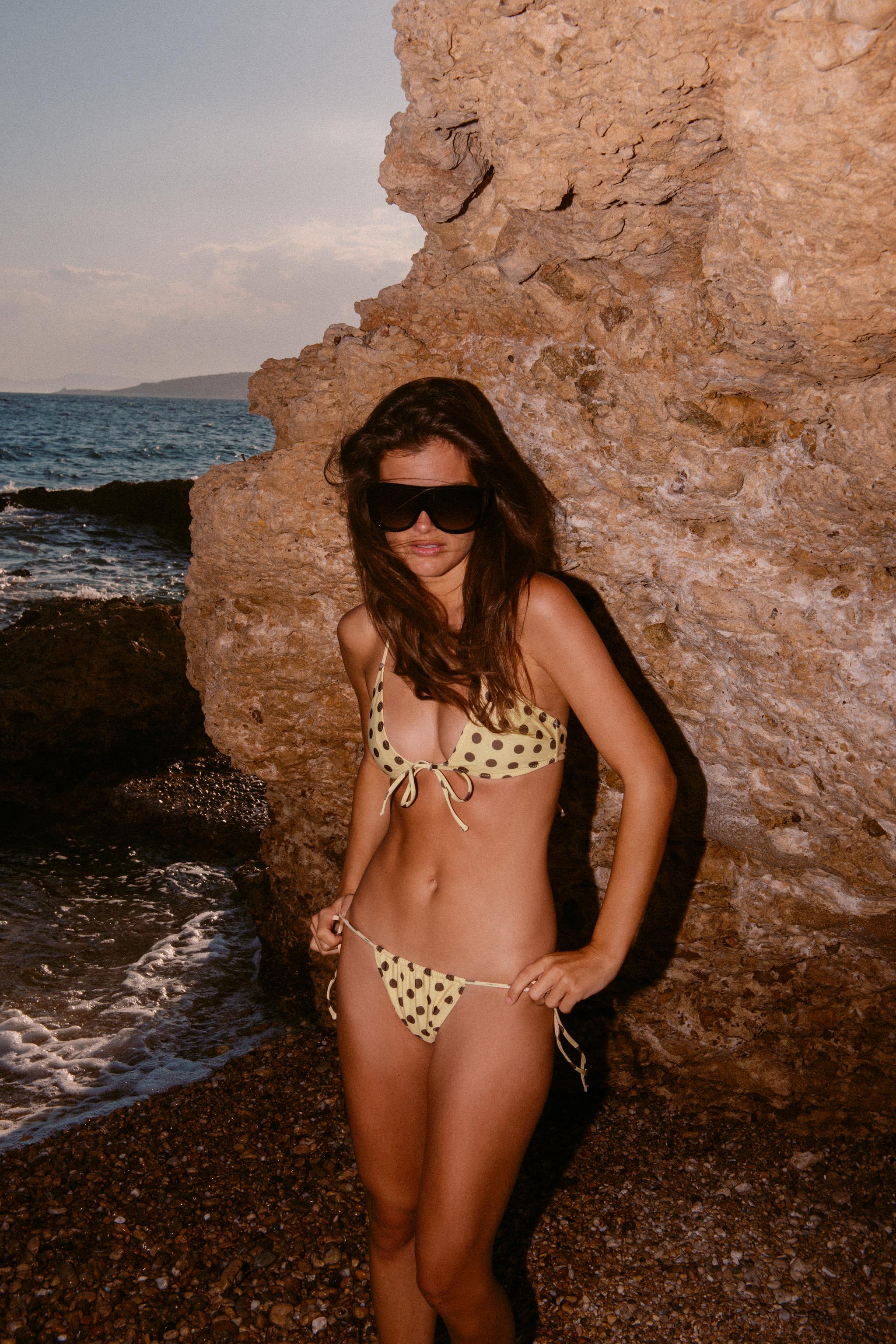 POLKA DOT CURTAIN BIKINI BOTTOMS — Yellow