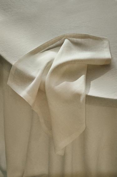 PACK OF PLAIN-COLOURED LINEN NAPKINS - White by Zara