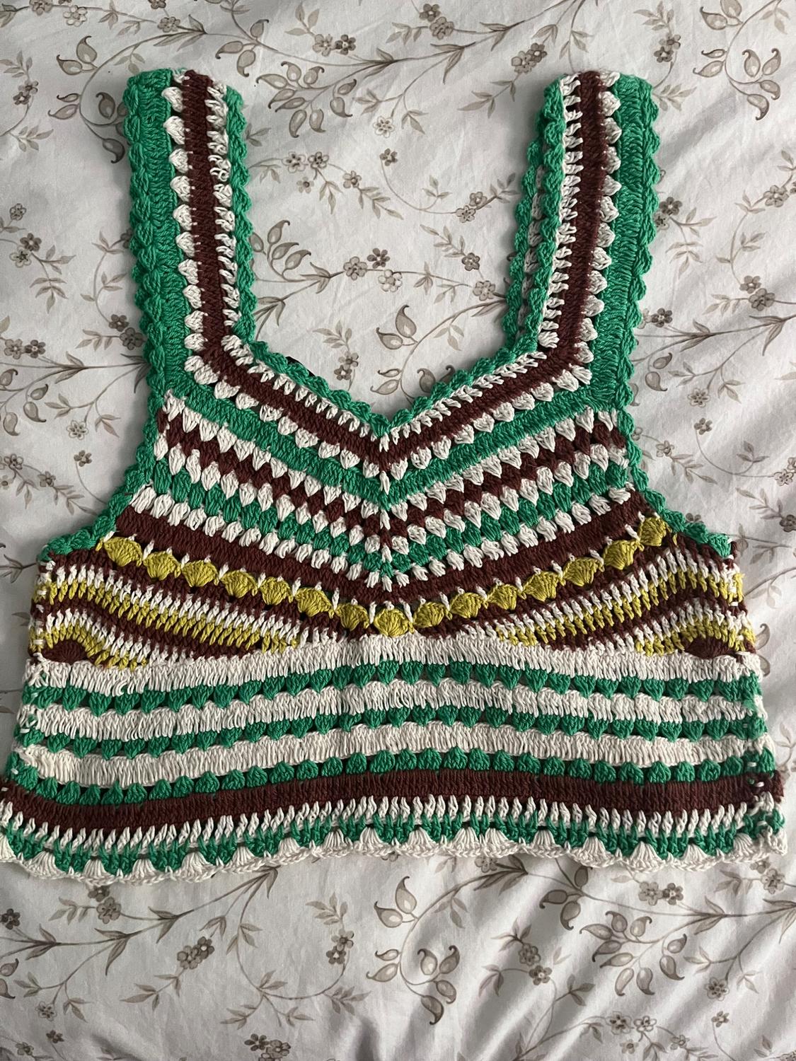 SHORT CROCHET TOP