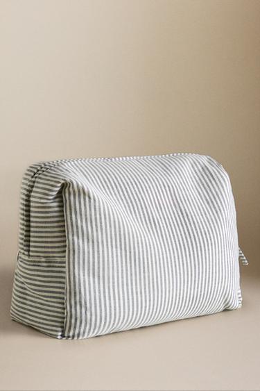 CHILDREN'S STRIPED WASH BAG - Grey by Zara