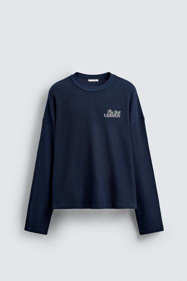 ÁO NỈ VẢI DỆT IN CHỮ - Màu xanh mực từ Zara