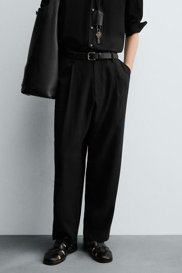 PANTALÓN FLUIDO PLIEGUES - Negro de Zara