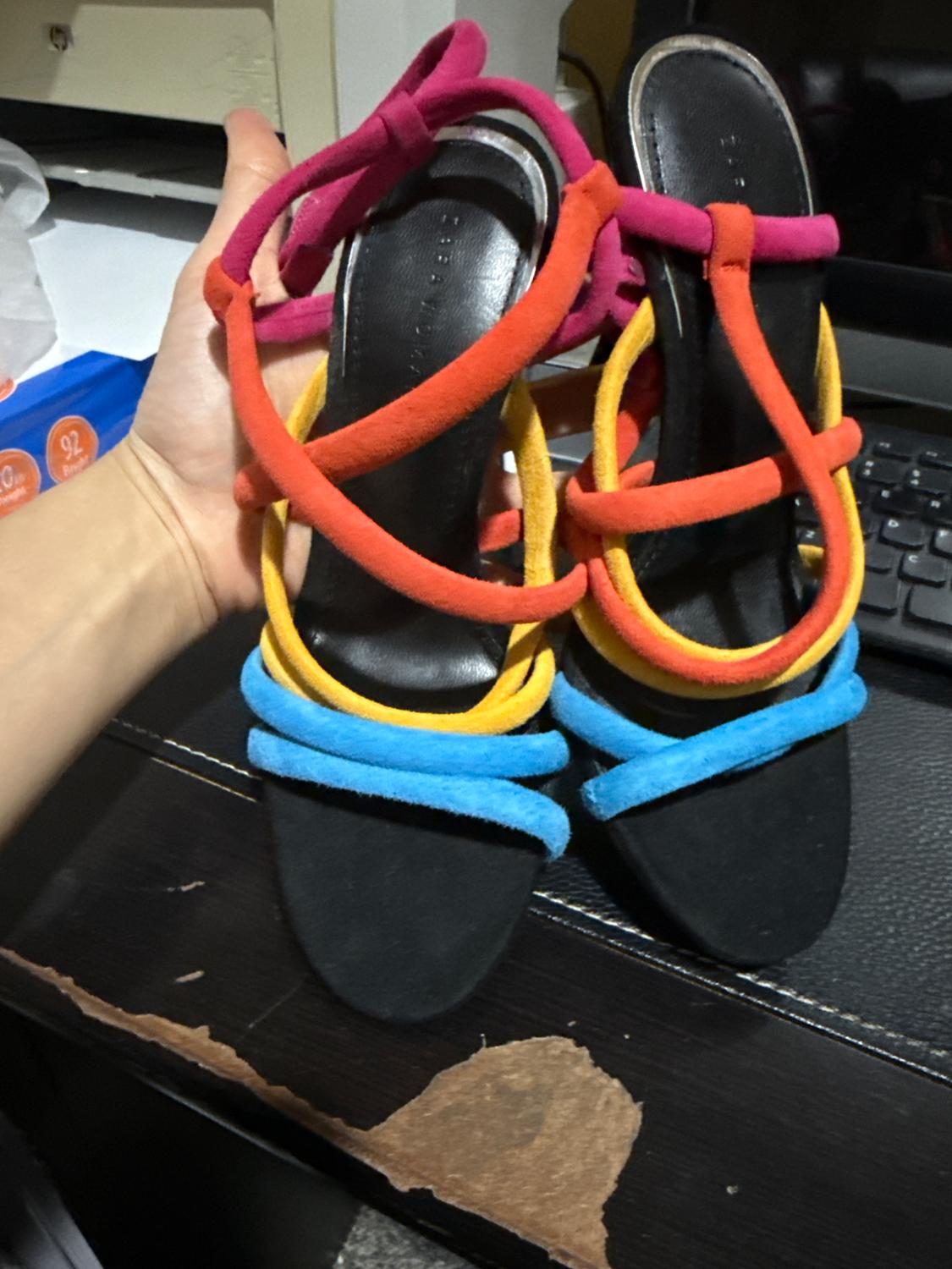 SANDALIA PIEL MULTICOLOR
