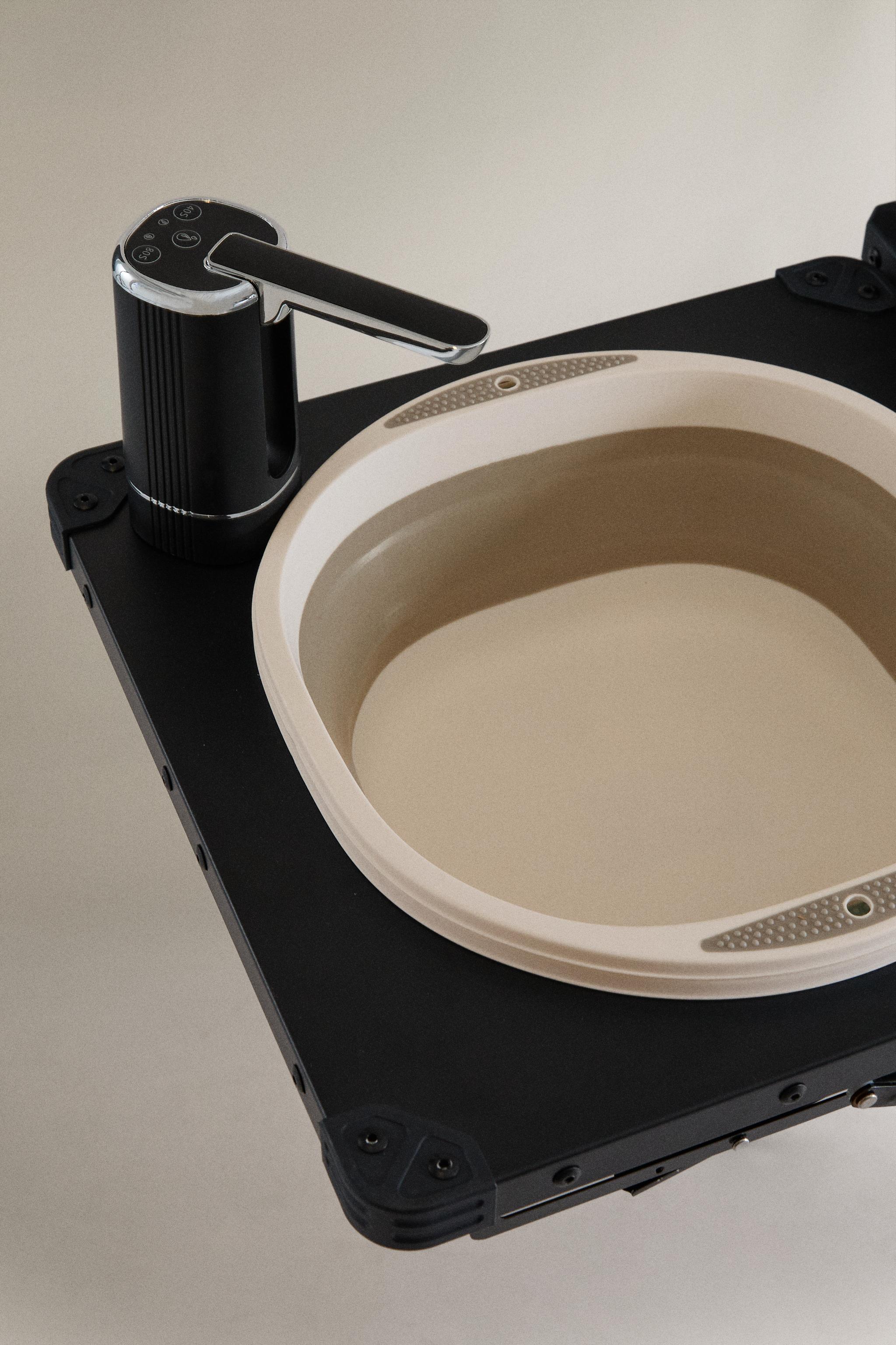 FOLDABLE CAMPING KITCHEN - Black | ZARA United States