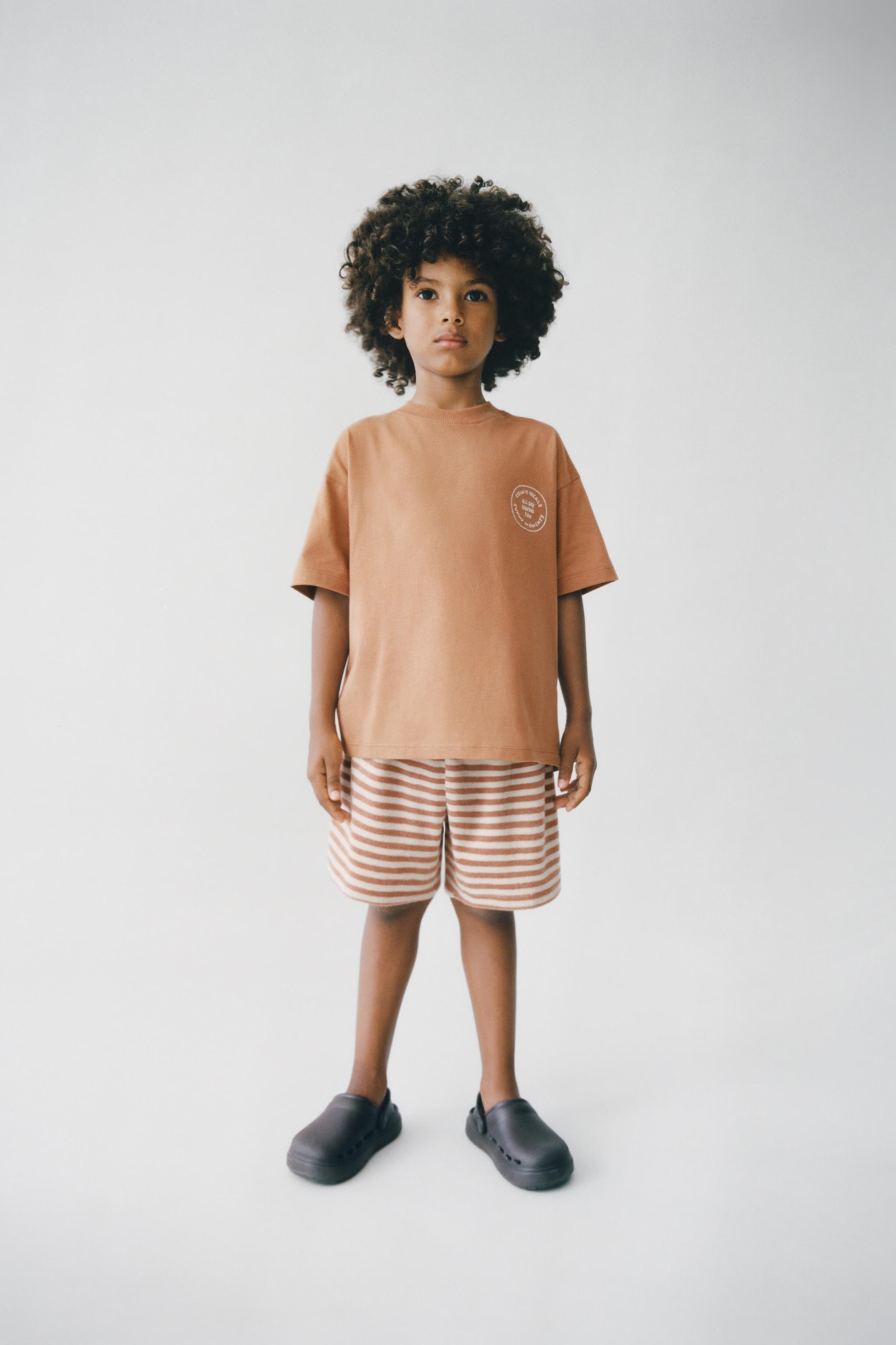 ENSEMBLE T-SHIRT ET BERMUDA ÉPONGE RAYURES