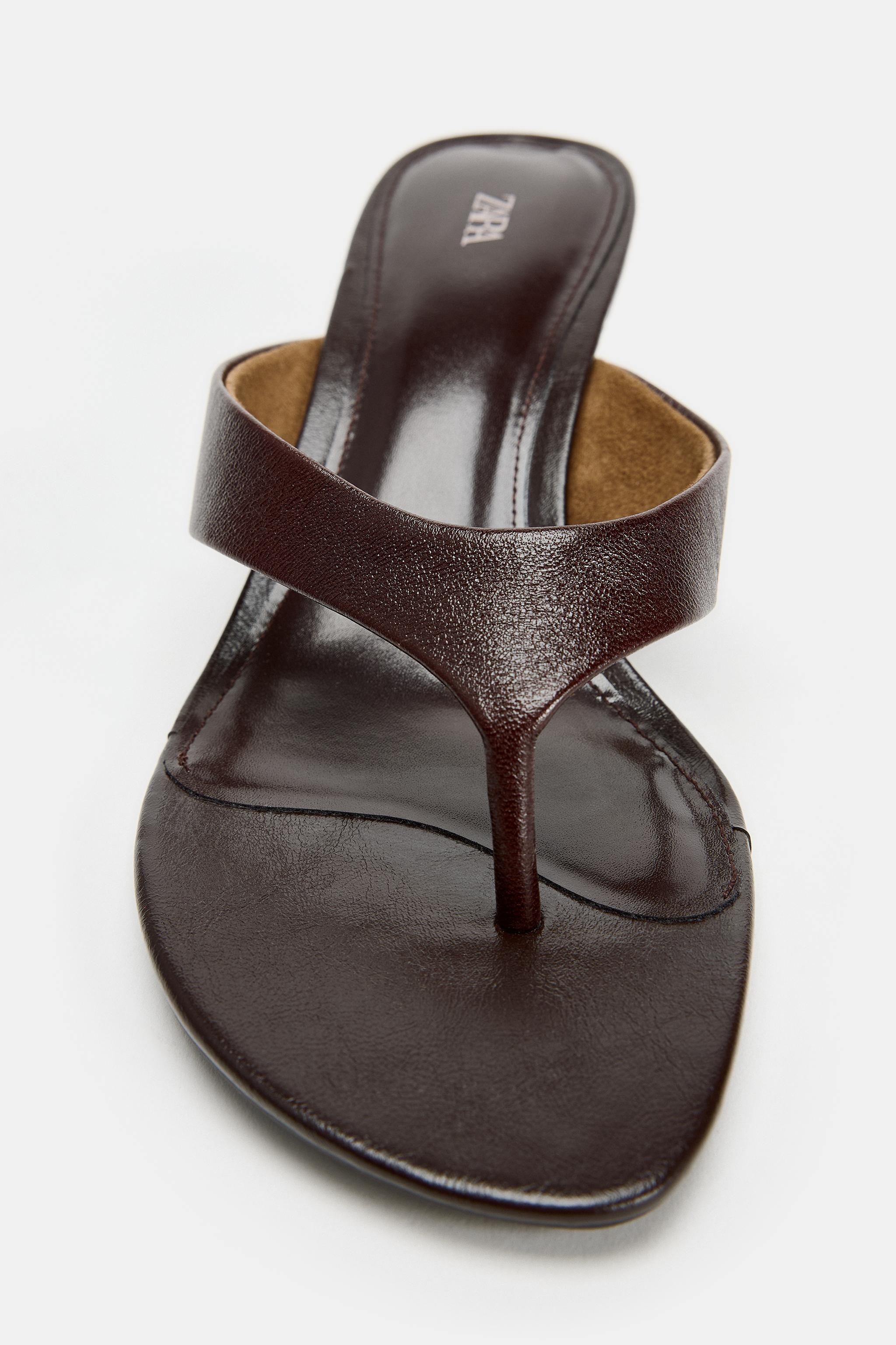 LEATHER KITTEN HEEL SANDALS