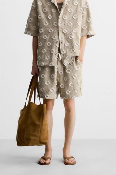 JACQUARD TEXTURED BERMUDA SHORTS - Beige by Zara