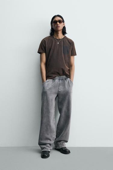 CAMISETA LAVADA TEXTO ESTAMPADO - Marrón de Zara - Imagen 0