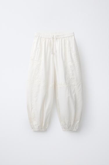 PANTALON BOUFFANT BRODERIES EN DENTELLE - Blanc cassé de Zara - Image 0